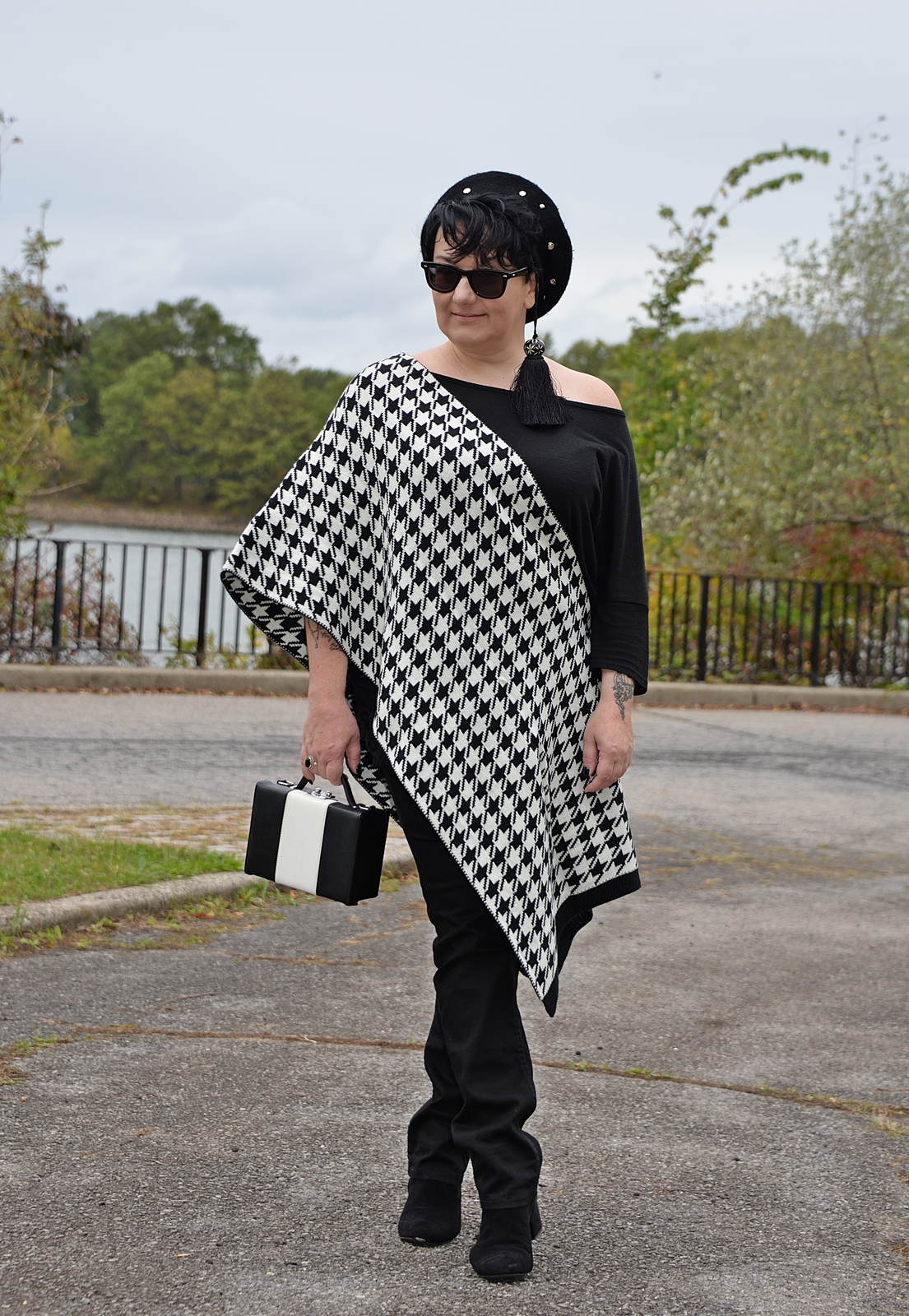 Pepitka / Houndstooth