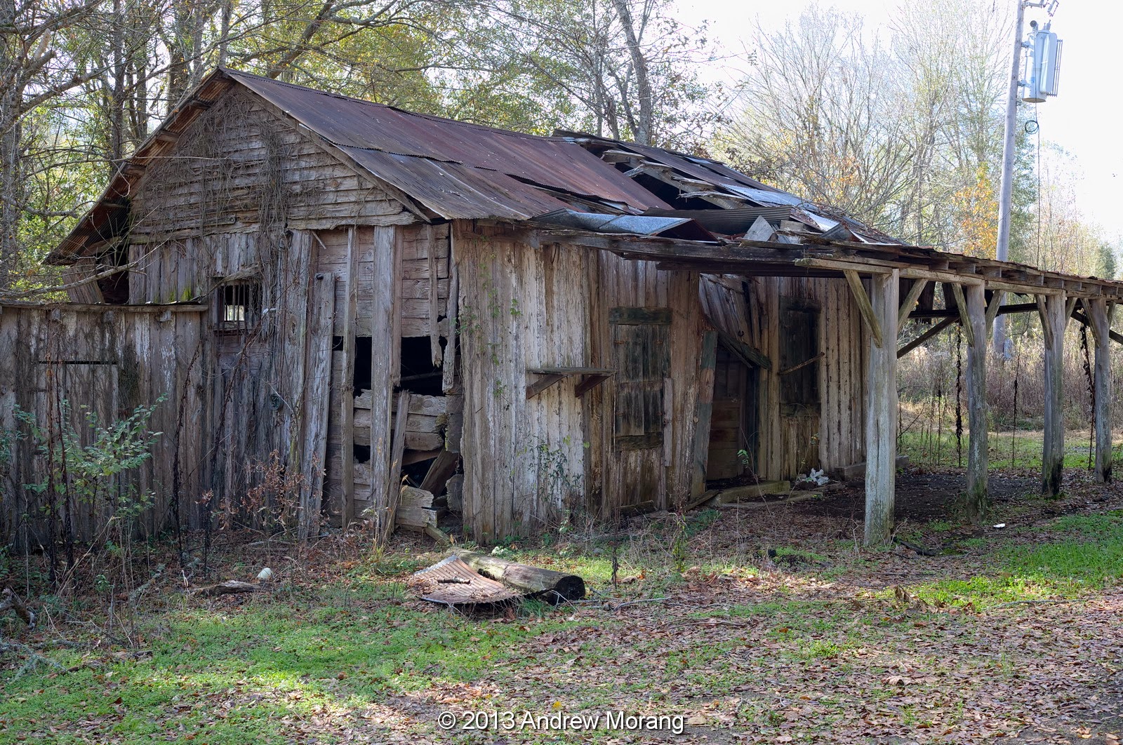 Urban Decay Country store, Canada Cross Road, Edwards, Mississippi