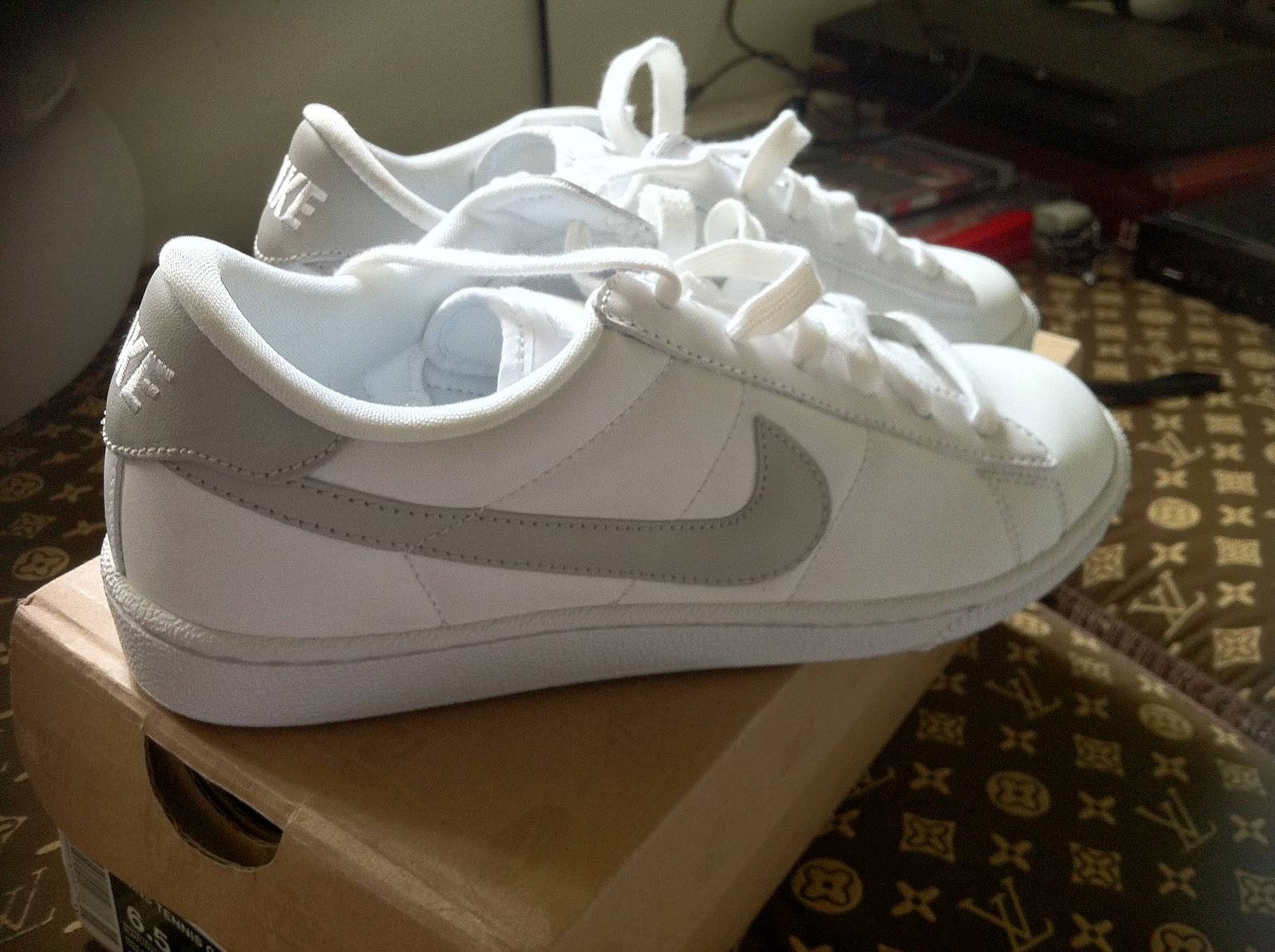 classic nike