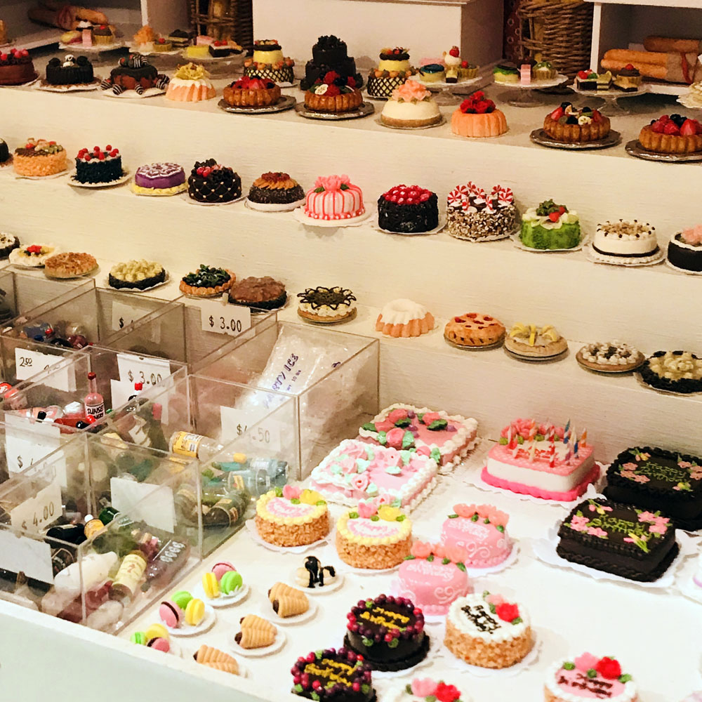 Linzer Lane Tiny Doll House A New York City Gem