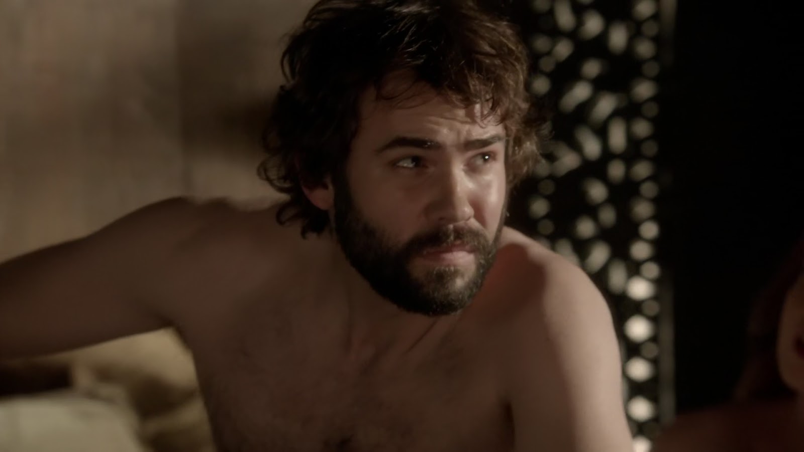 ausCAPS: Rossif Sutherland shirtless in Reign 1-13 "The Consummation"
