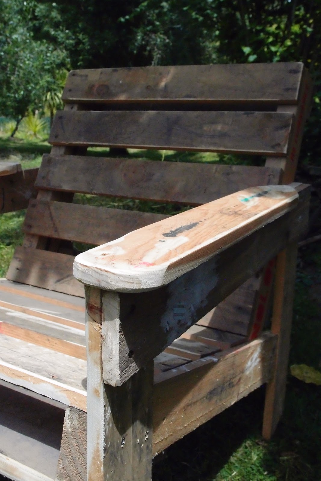 aaronm Pallet chair... very comfortable