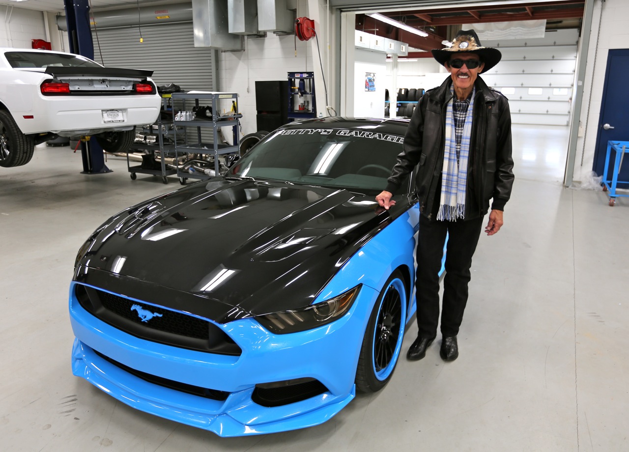 Petty Mustang Brian Johnson S Stage 2 Boy Racer Automotive 627 Horse Petty S Garage Mustang And He The First Stage 2 Model 1 Of 43 From A Genuine American Hero Nascar Legend Richard