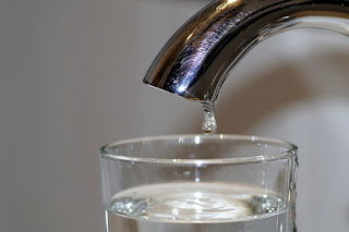 5 cara menghemat air bersih