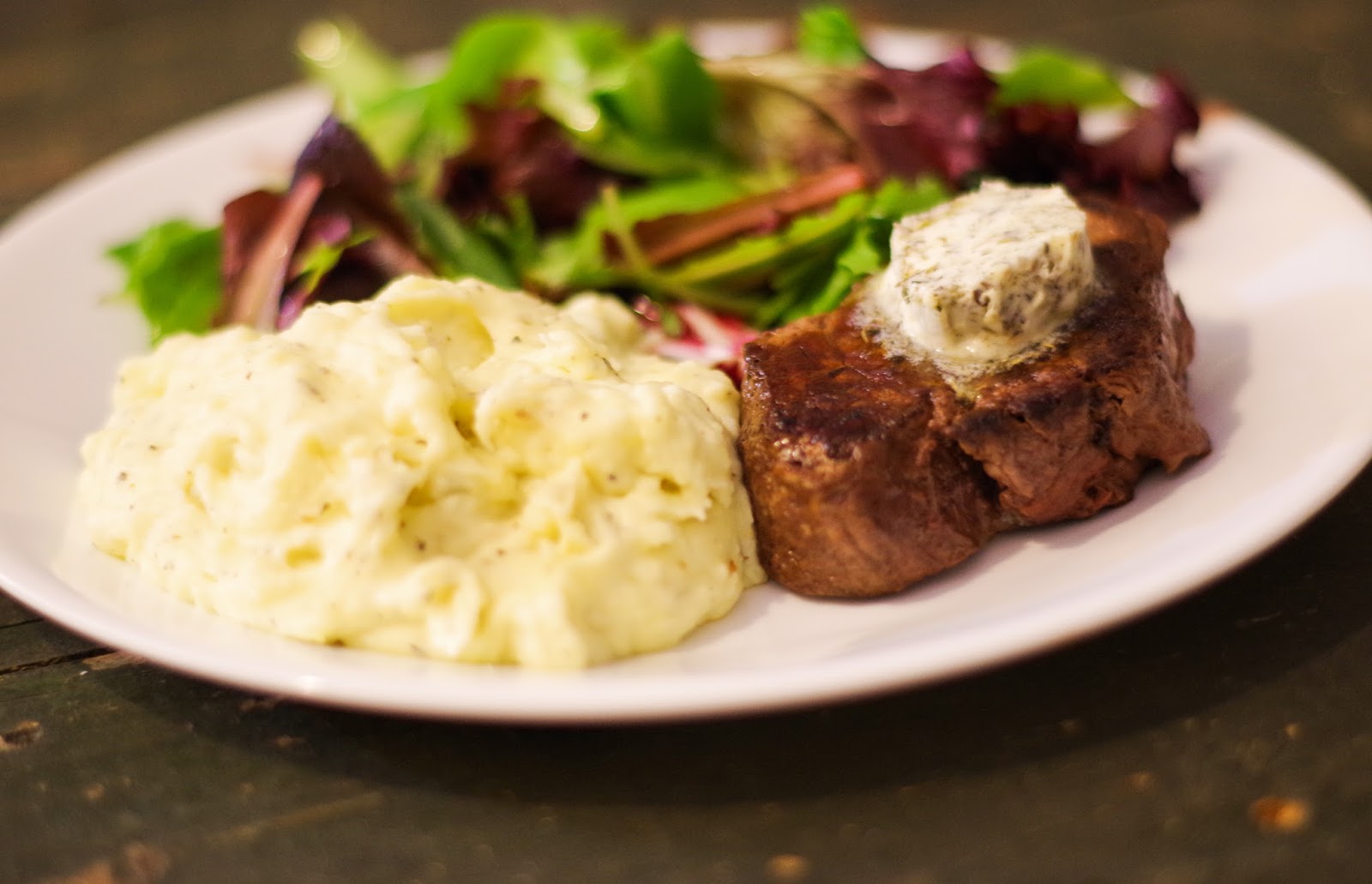 The Viking Chef: Pan Seared Filet Mignon with Herbed Creamy Mashed Potatoes