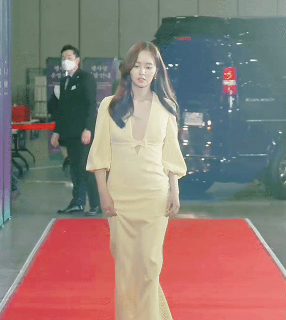 백상예술대상 김소현 드레스 - 꾸르