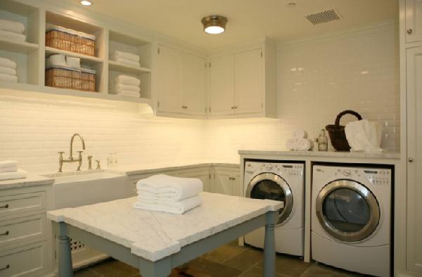 Laundry Room with Island