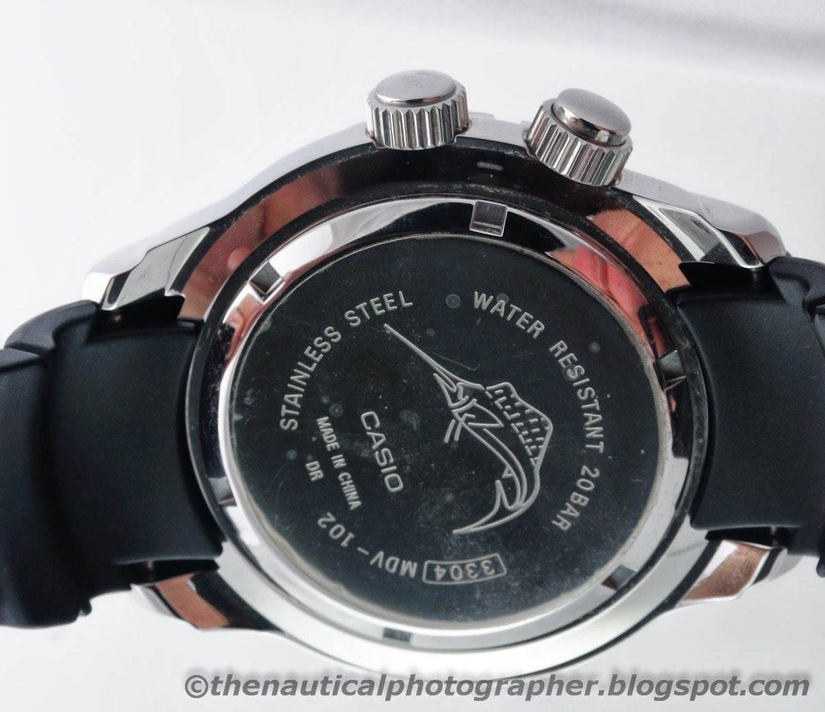 The Nautical Photographer: Casio Diver's Super Illuminator