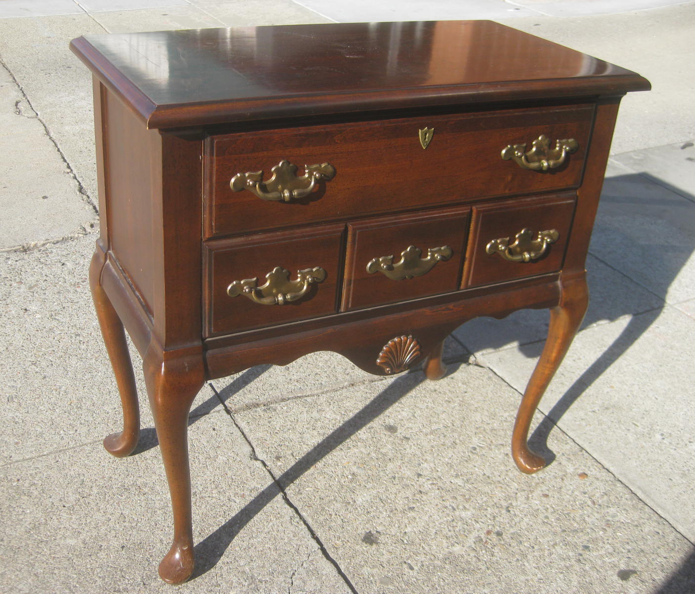 UHURU FURNITURE & COLLECTIBLES SOLD Short Dresser 60