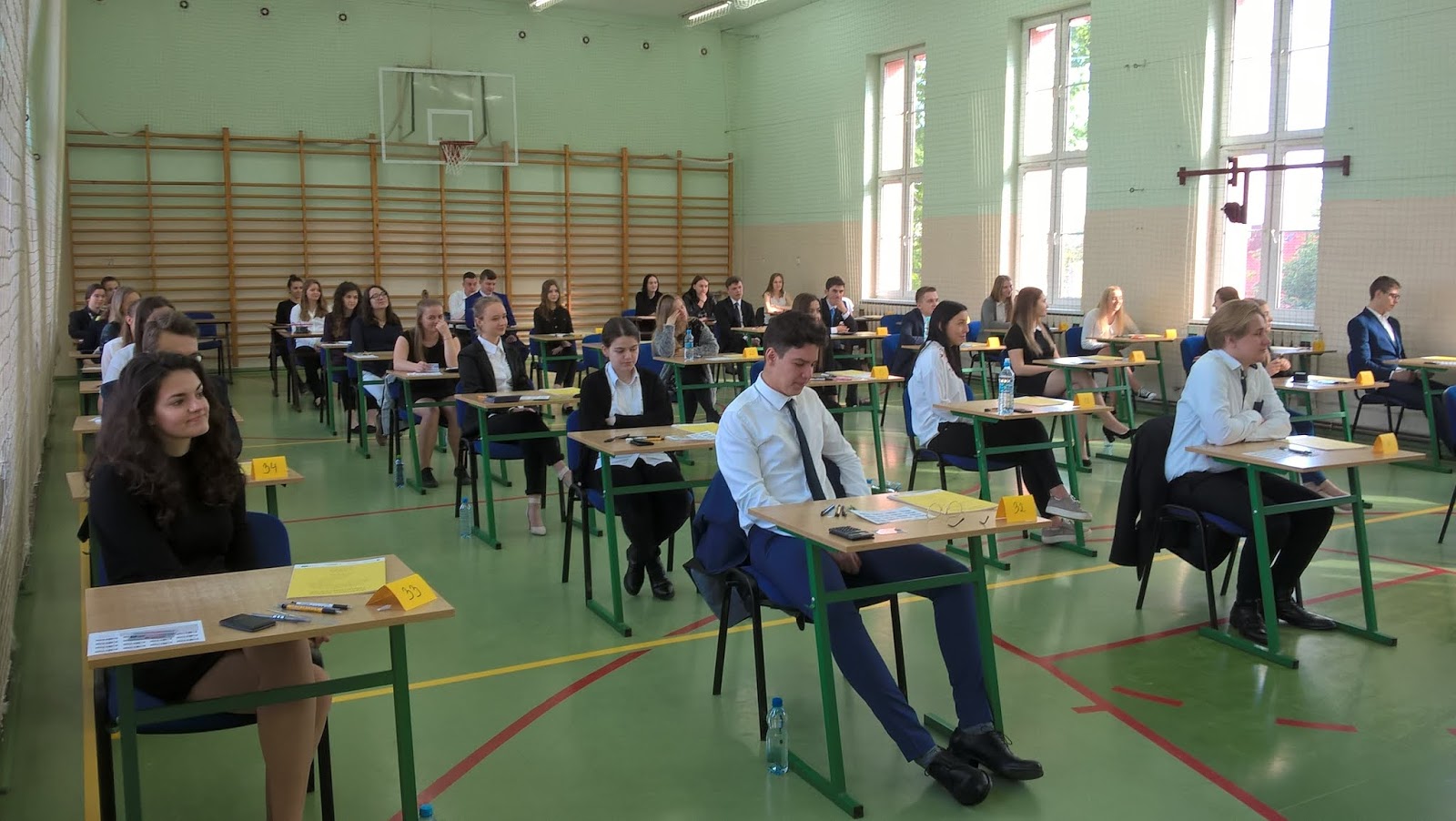W Szkole Marcina 40 Uczniów To Dziewczęta LUZIK GAZETA SZKOLNA: Wielkie uczynili pustki w szkole naszej