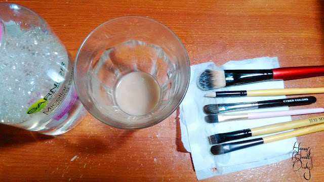 Review; Cleaning Makeup Brushes with Garnier Micellar Cleansing Water All-in-1