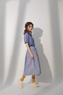 風和日麗條紋及膝裙模特兒實穿