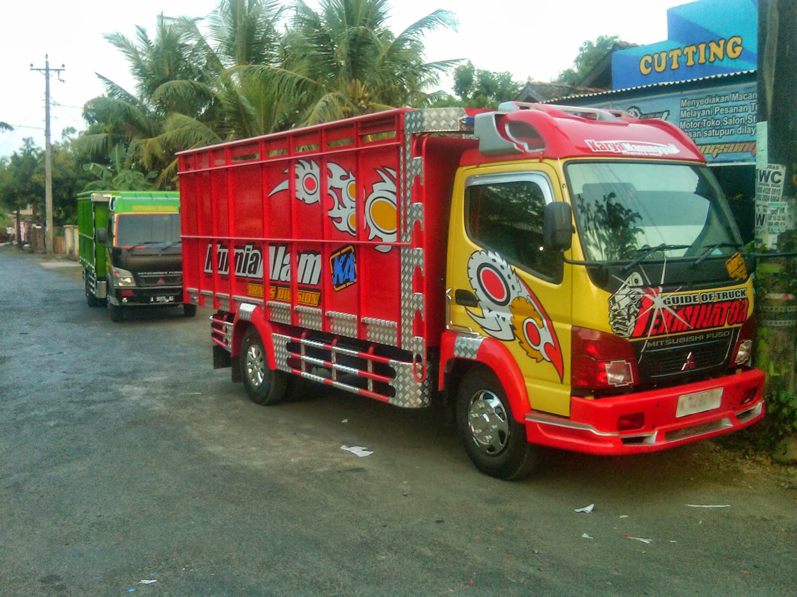 Kumpulan Modifikasi Mobil Canter Engkel Terbaru Rekanotomotif