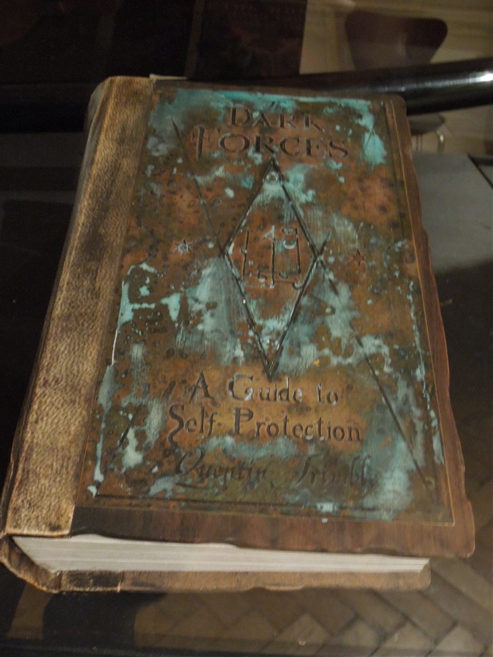 Hollywood Movie Costumes and Props Hogwarts spell books and broomstick