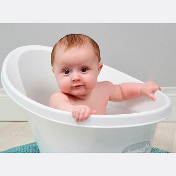 [Top 5] Chậu tắm cho bé nào tốt an toàn nhất hiện nay