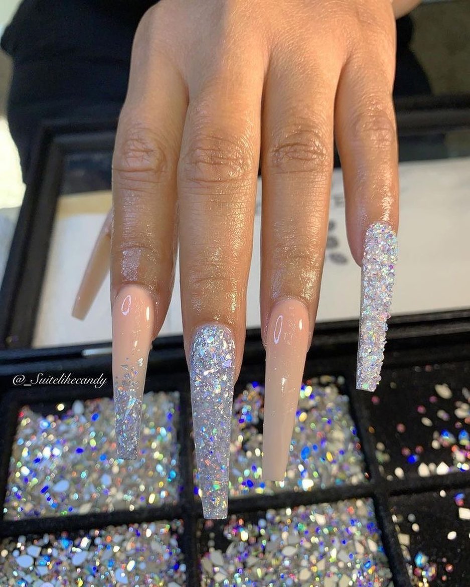 Unique Nails 2021 - E Jurnal