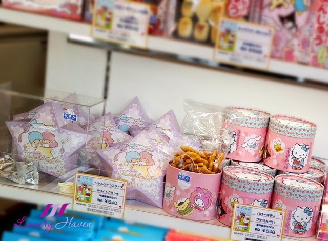 Hello Kitty Cakes At Sanrio Puroland Sweets Shop In Shinjuku