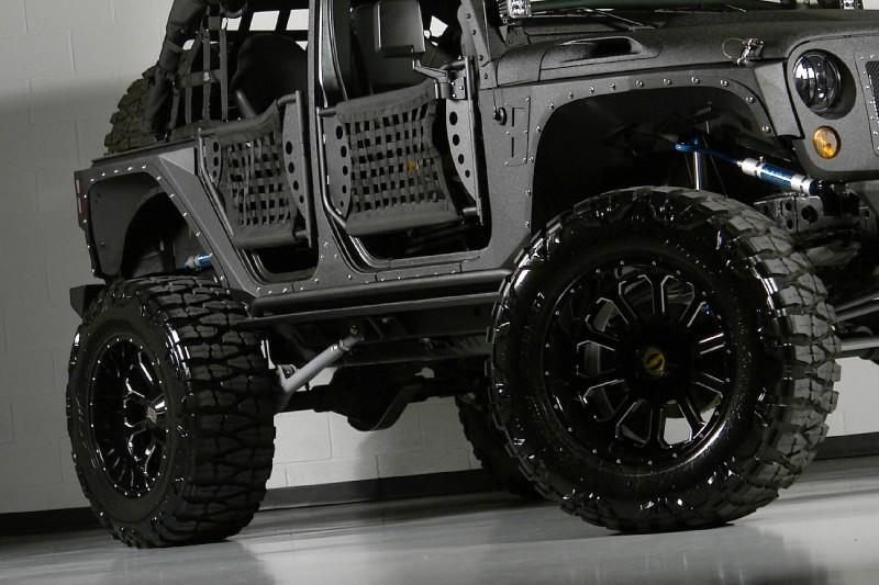Full Of Weapons: Jeep Wrangler Full Metal Jacket