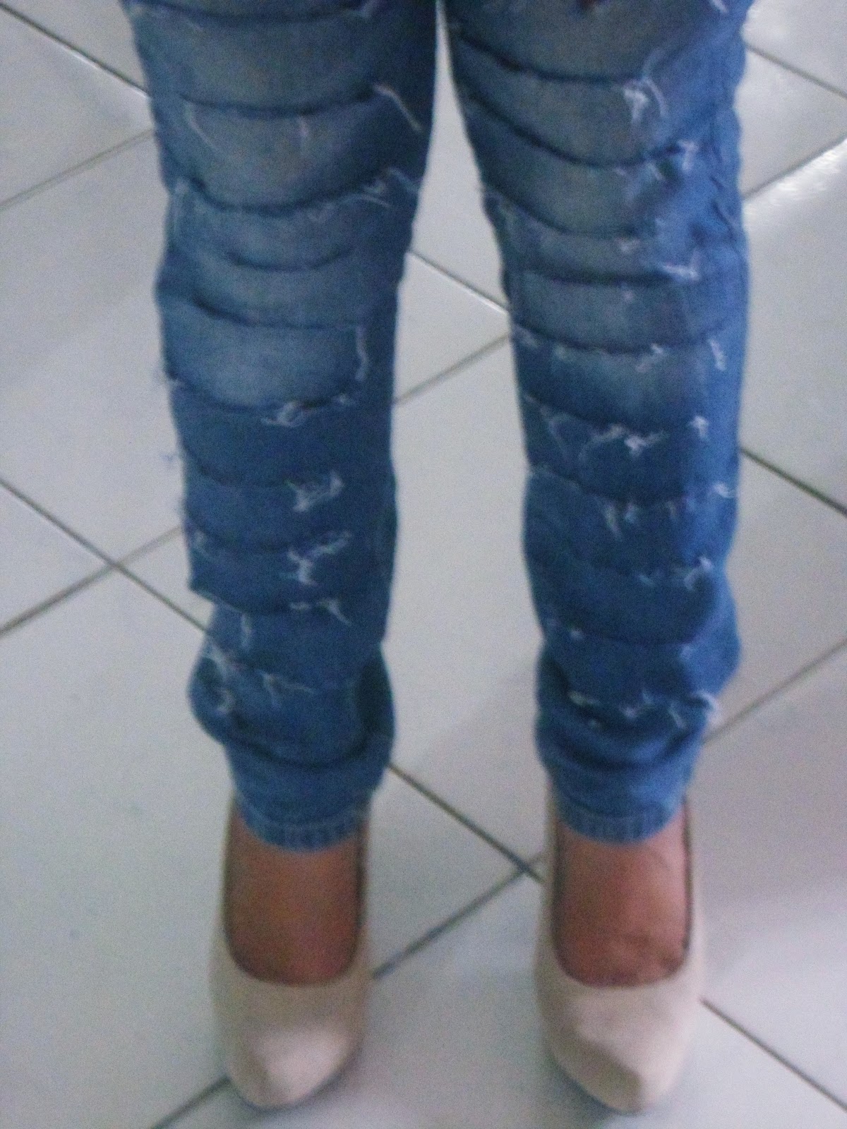 Se Reinventando: Calça Jeans Rasgada