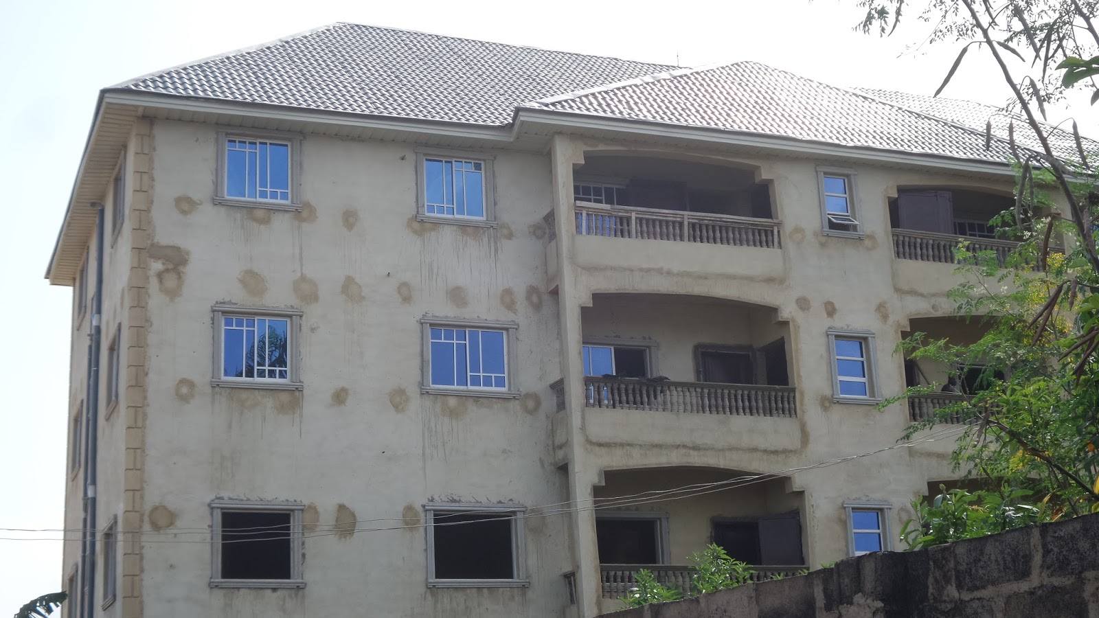 Pictures from our 8 flats house finish works in enugu