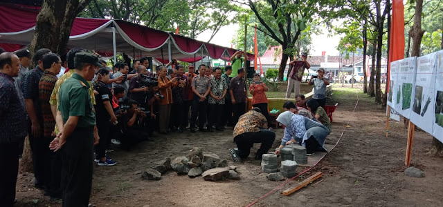 Peletakan Batu Pertama Jogging Track Dan Plazaentrace Di Buper Ki Balak Plumbungan, Karangmalang Peletakan Batu Pertama Jogging Track Dan Plazaentrace Di Buper Ki Balak Plumbungan, Karangmalang