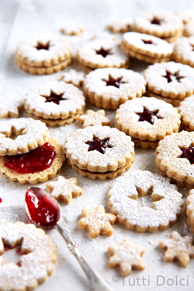 Raspberry Pecan Linzer Cookies Recipe