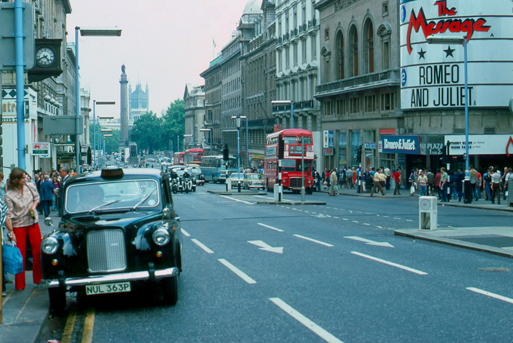 Streets of London in 1976 ~ vintage everyday