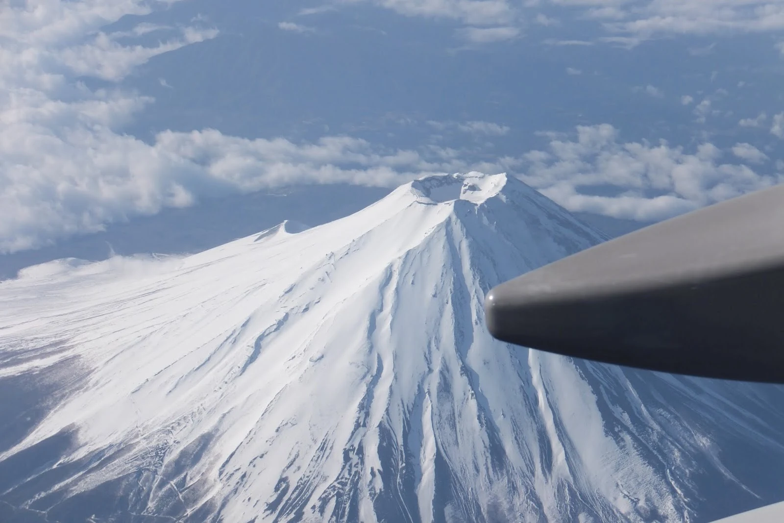 Mt.Fuji-from-airplane 飛行機からの富士山