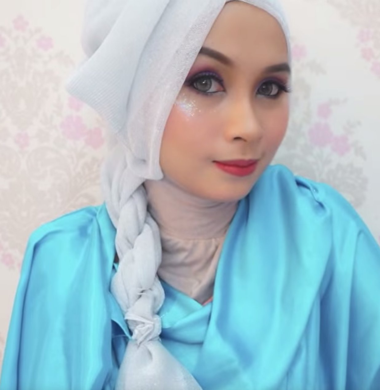 17 Kostum Hijab Unik Kreatif