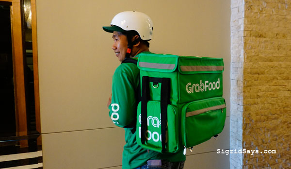 GrabFood, Grab, Better everyday, Bacolod restaurants, Bacolod food, cansi steak, cansi, batchoy, KBL, sizzling cansi steak, Bacolod food tourism, food delivery service, business, food delivery app, Bacolod food delivery service, Bacolod blogger - driver - rider - delivery guy