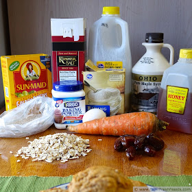the ingredients used to make healthy whole grain carrot cake muffins