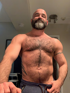 Woofy Daddy, come to worship