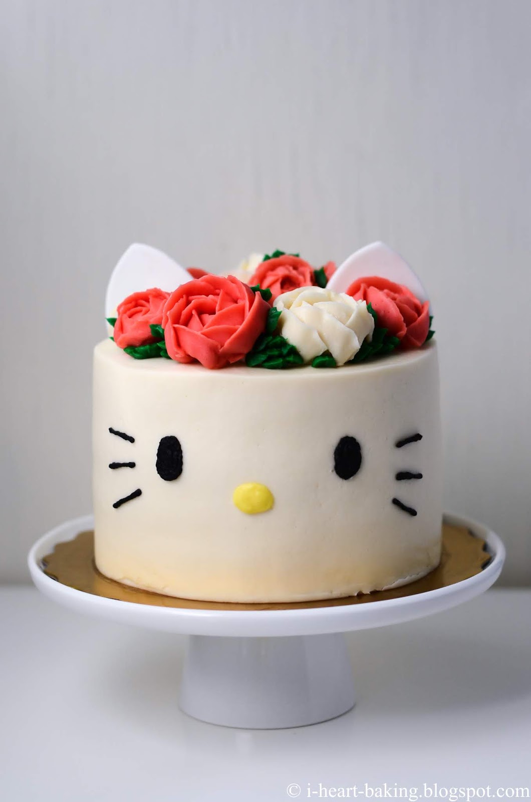 i heart baking!: hello kitty floral wreath crown cake