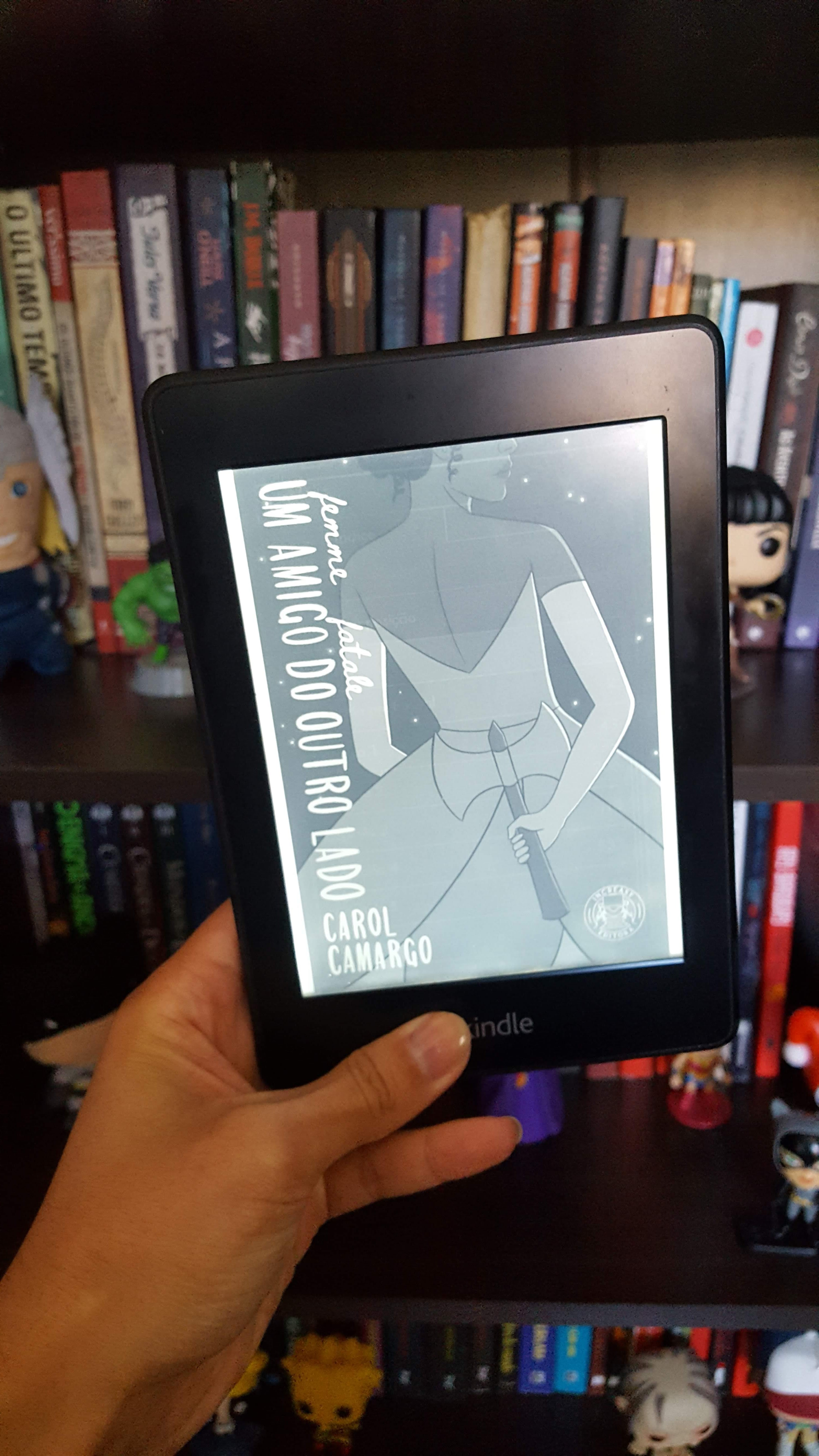 Um amigo do outro lado | Carol Camargo