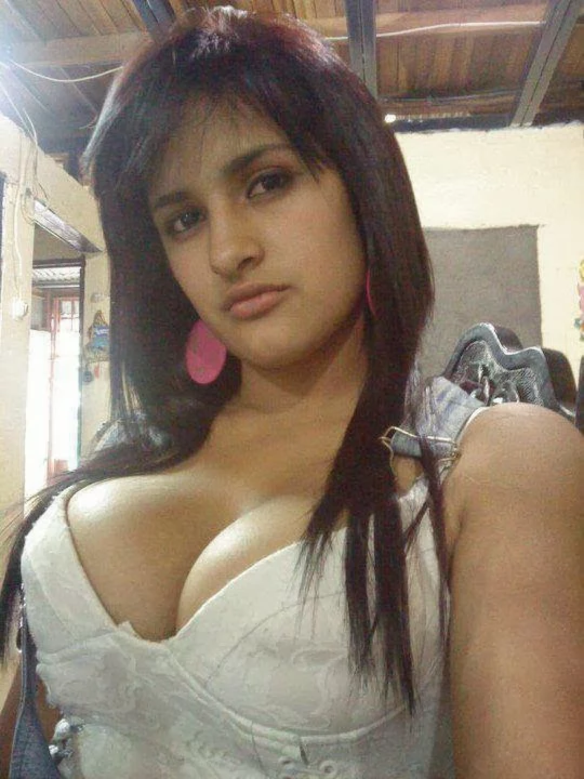 Indian Nude Girls Cute Desi Girls Big Boobs And Sexy Legs