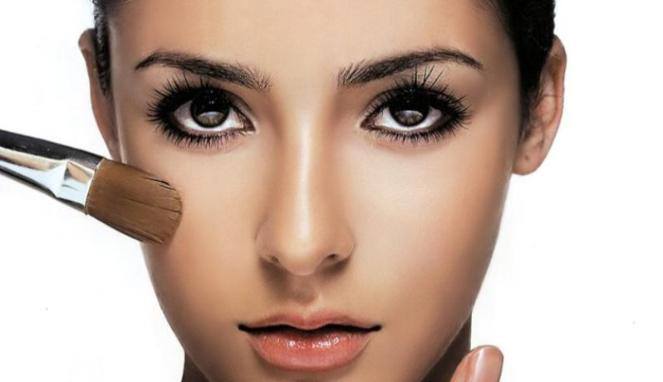 Ira Merkurius: Tips Membuat Makeup Tahan Lama untuk Kulit Kering