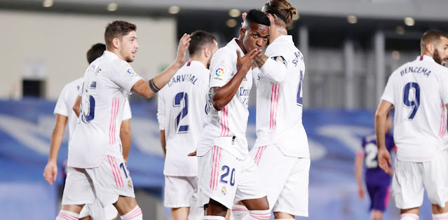 ريال مدريد يفوز بصعوبة على بلد الوليد بهدف فينسيوس في الليجا