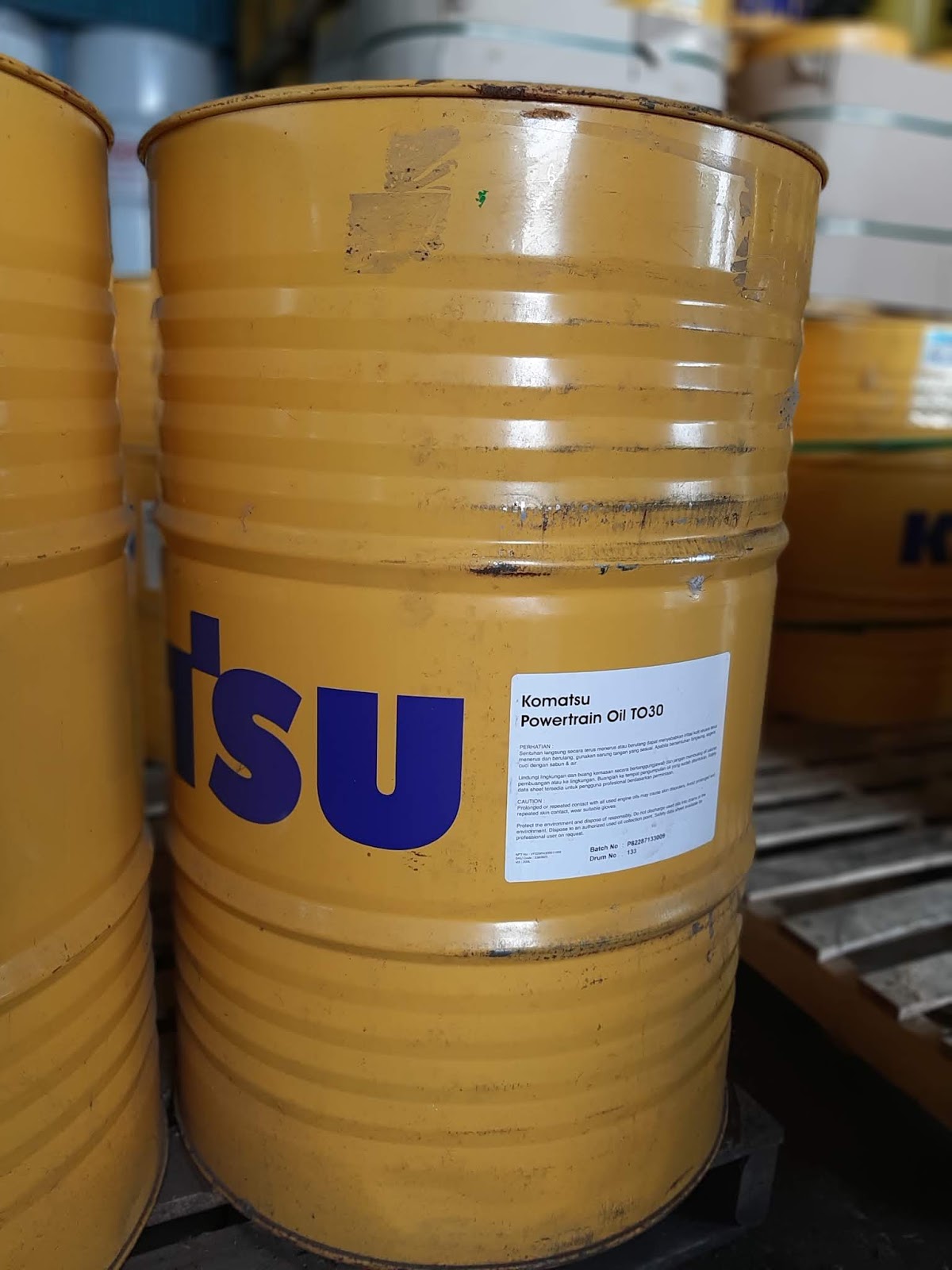 TO30DM/D209 "KGO TO30 DRUM TRANSMISSION OIL" Komatsu Genuine Parts