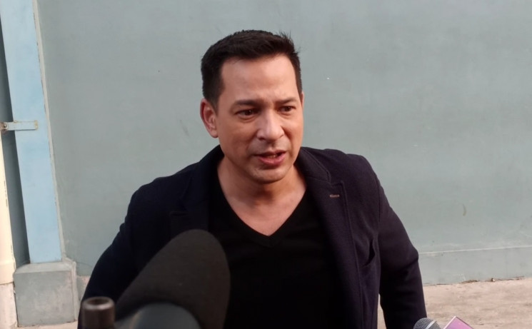 √ Biodata Ari Wibowo Agama, Keluarga, Pacar, dan