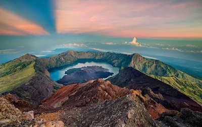 Peak Mount Rinjani 3726 meter