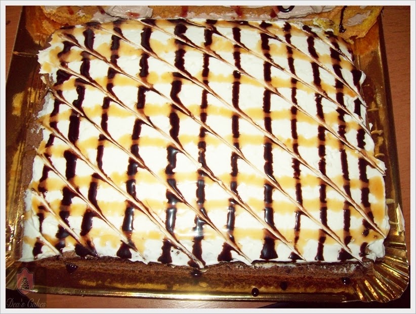 Prajitura cu blat de cacao si crema de vanilie