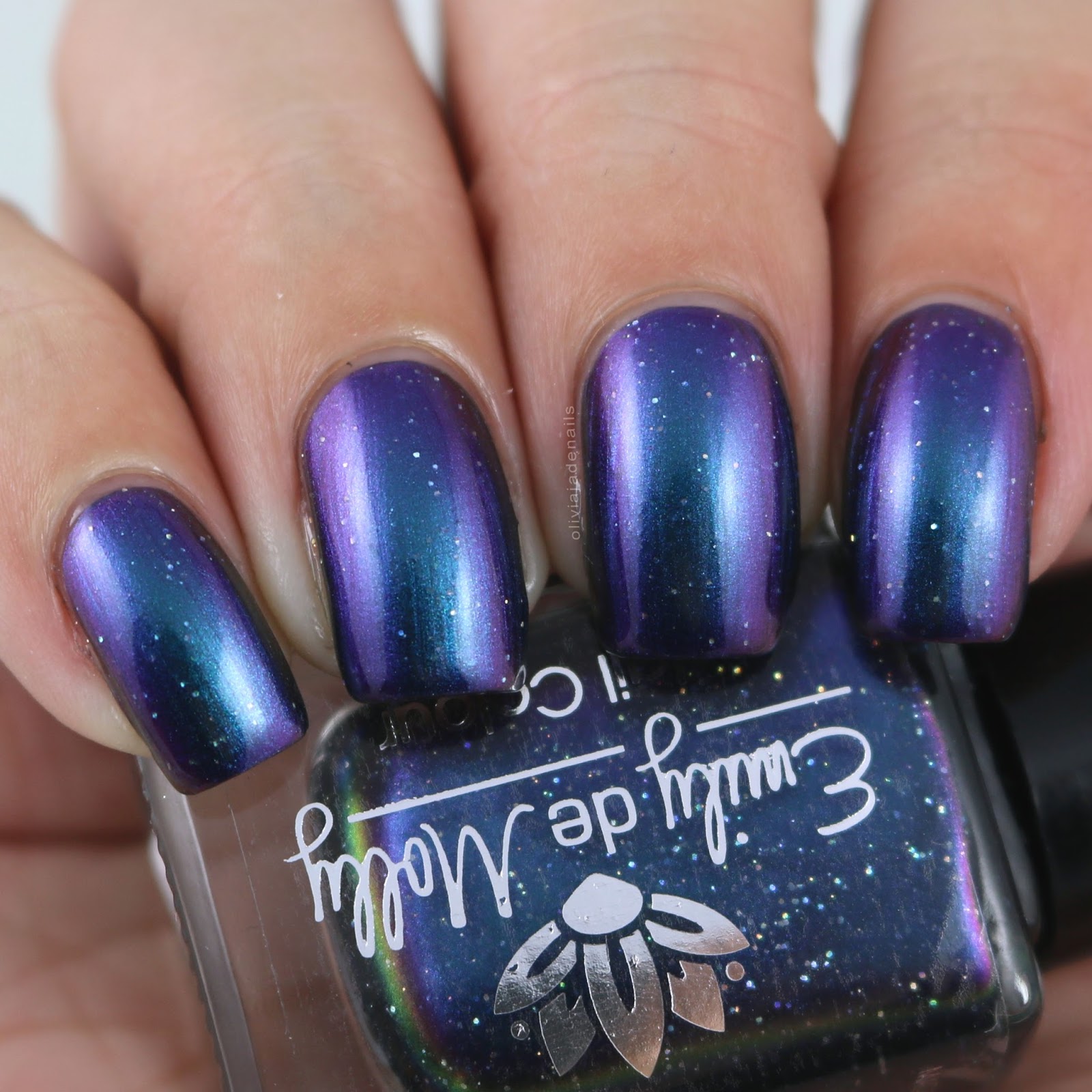 Emily de Molly Too Many Moves swatched by Olivia Jade Nails