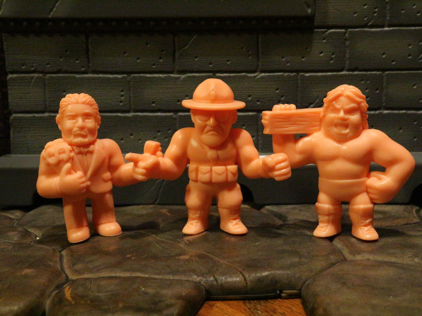 Wwe outlet muscle figures