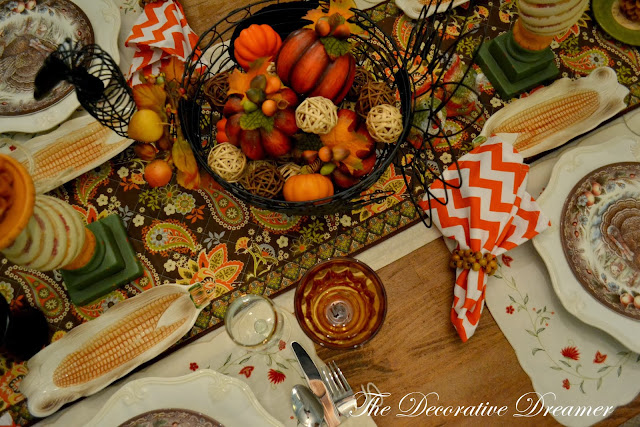 The Decorative Dreamer: Thankful Tablescape