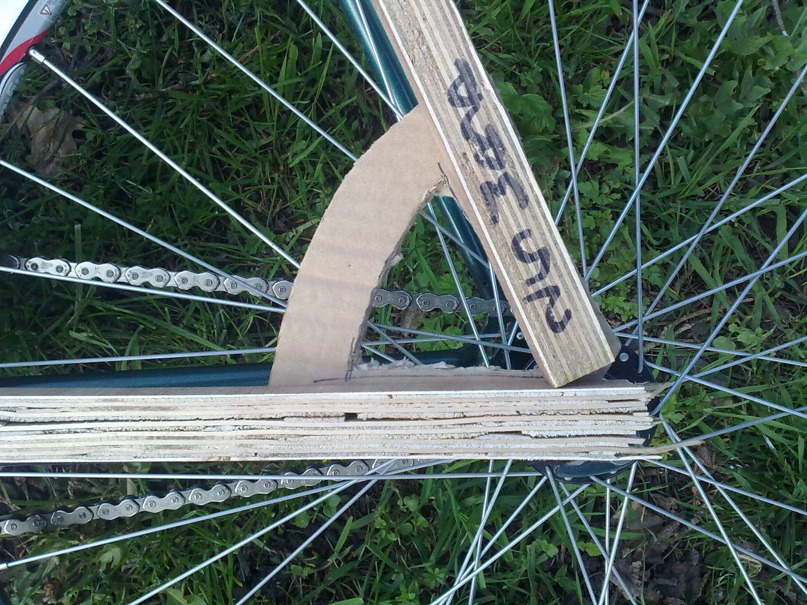 Building a wooden bike. Frame template.