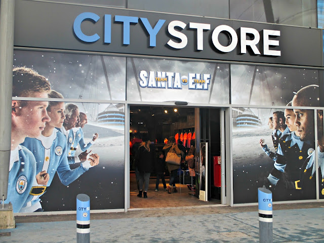 Join #TeamElf or #Team Santa with MCFC this Christmas Manchester City Tour