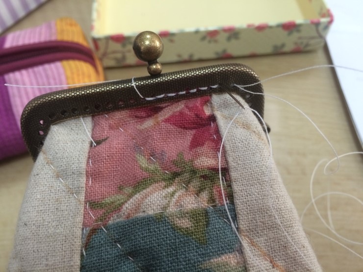  Quilted Coin Purse. DIY in Pictures. 