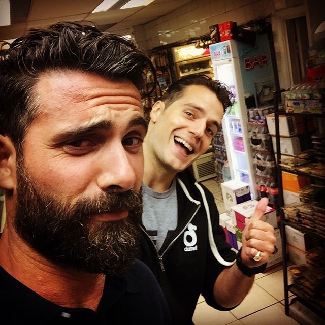 Henry Cavill News: Hot Henry Alert: Someone Has A New Smokin' Hairstyle!