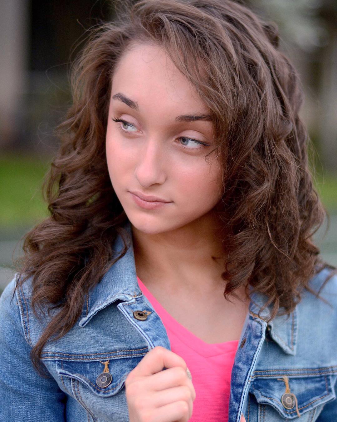 Mckenzi Brooke (Tik Tok) Wallpaper, Images, Pic Hd, Photo, Image Hd