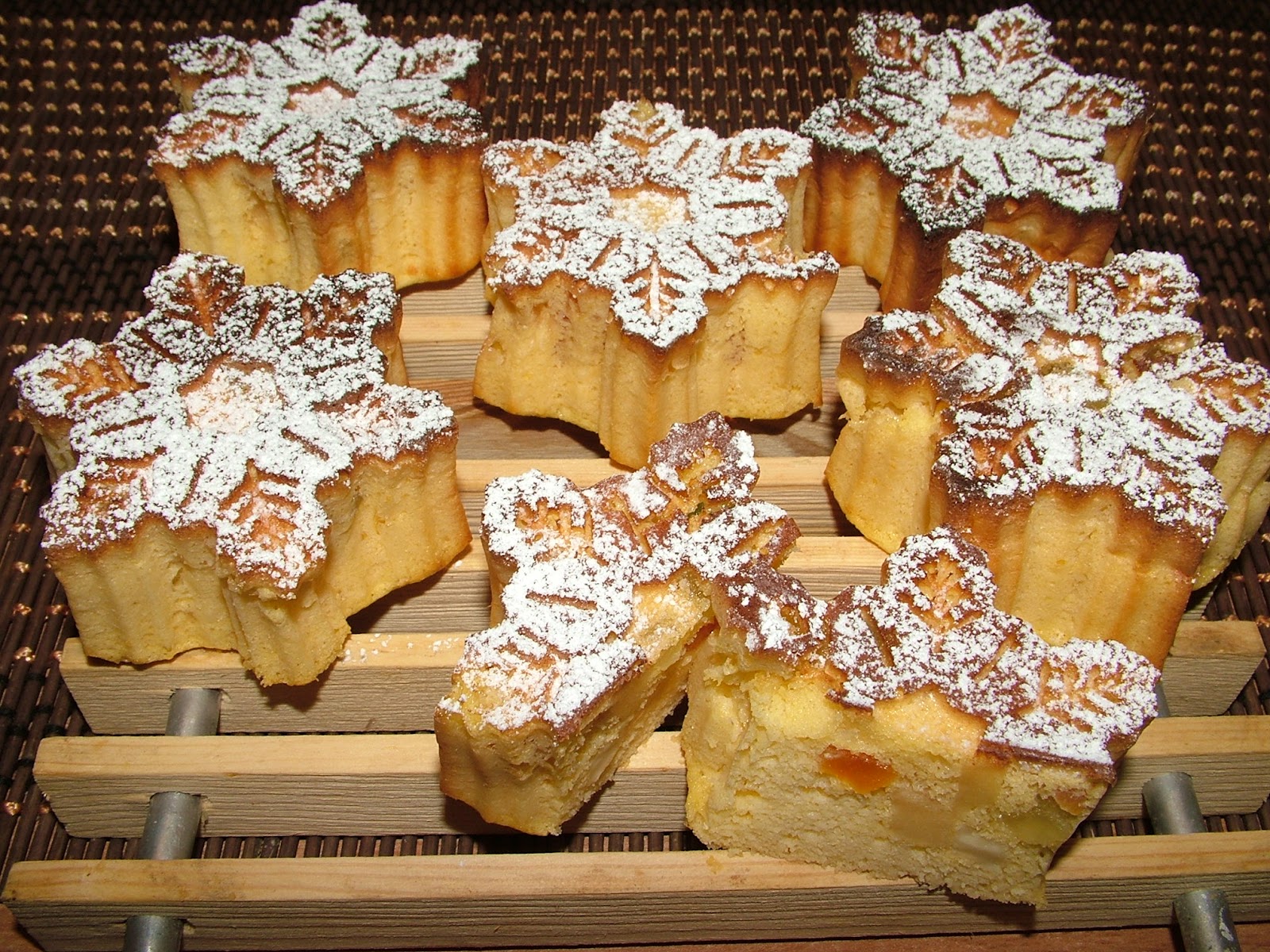 Muffinki z suszonymi owocami